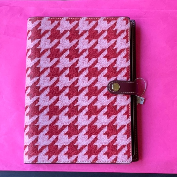 π COACH NOTEBOOK WITH HOUNDSTOOTH PRINT π NWT π - Picture 8 of 16
